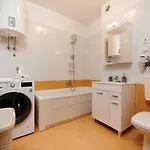 Ela Trogir