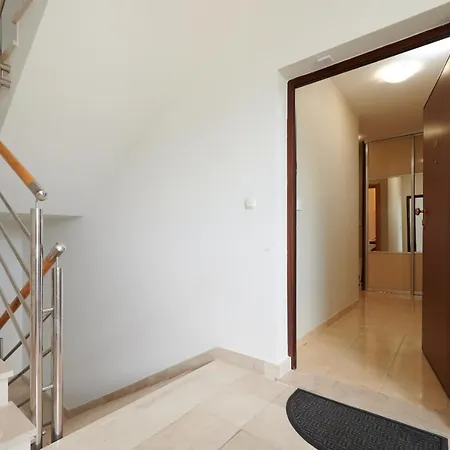 Ela Apartment Trogir