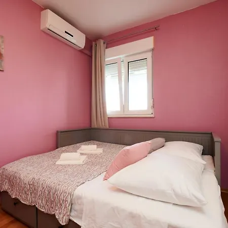 Apartment Ela Trogir