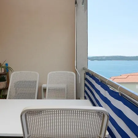 Apartament Ela *
